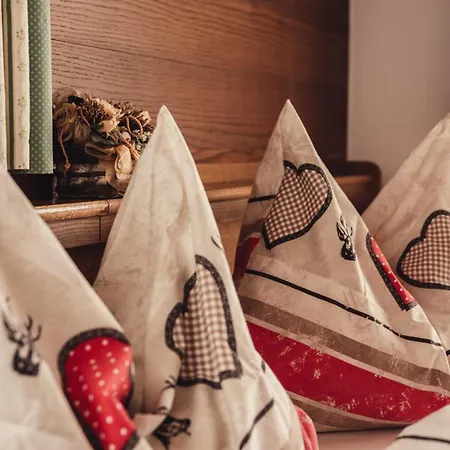 Pointschneiderhof Bed & Breakfast *